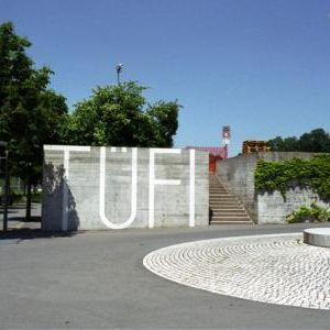 gallery__image